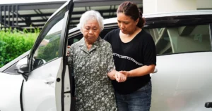 assistance pour les personnes agees dans les transports